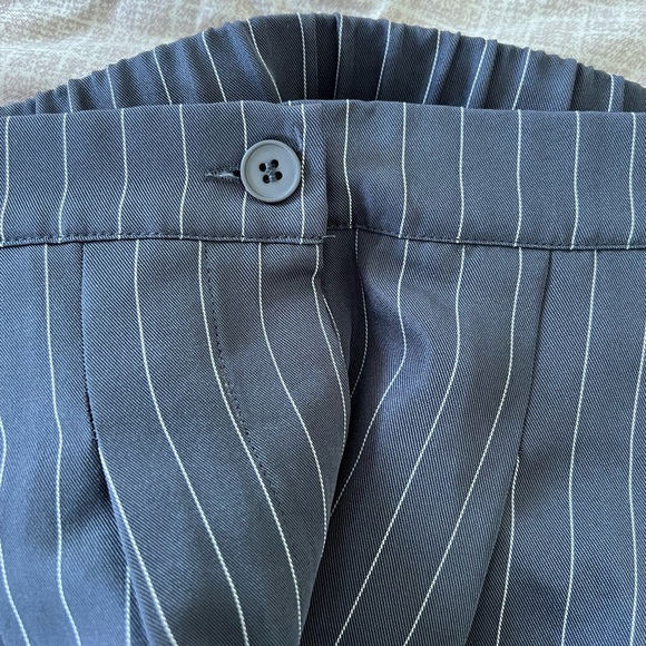SHEIN Blue Striped Women's Pants - Picture 5 of 6